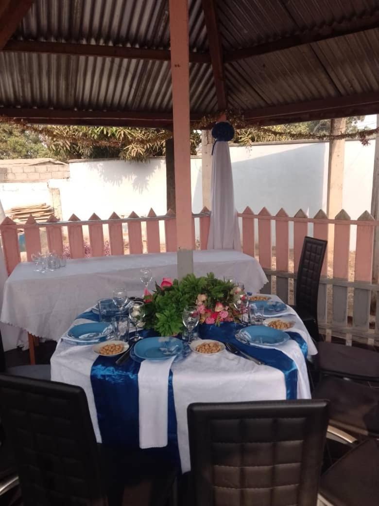 Bh Apero Club Ξενοδοχείο Bertoua Εξωτερικό φωτογραφία