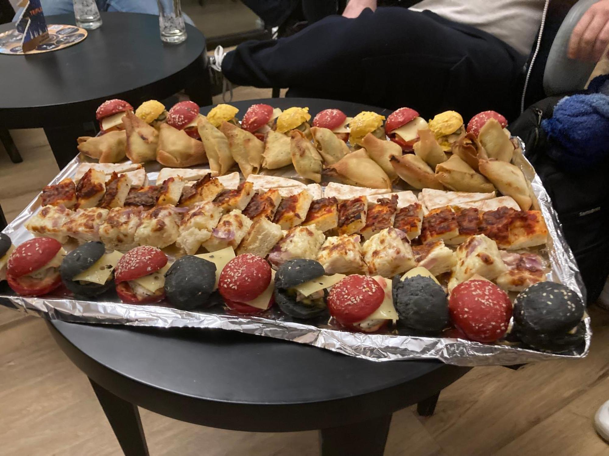 Bh Apero Club Ξενοδοχείο Bertoua Εξωτερικό φωτογραφία